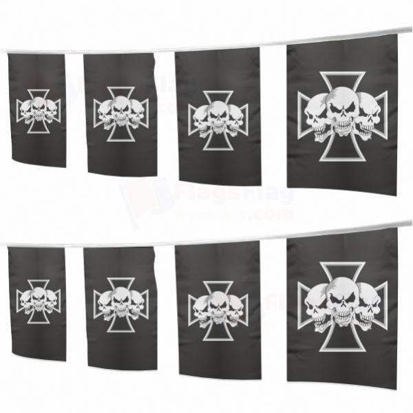 Skull ron Cross Square String Flags